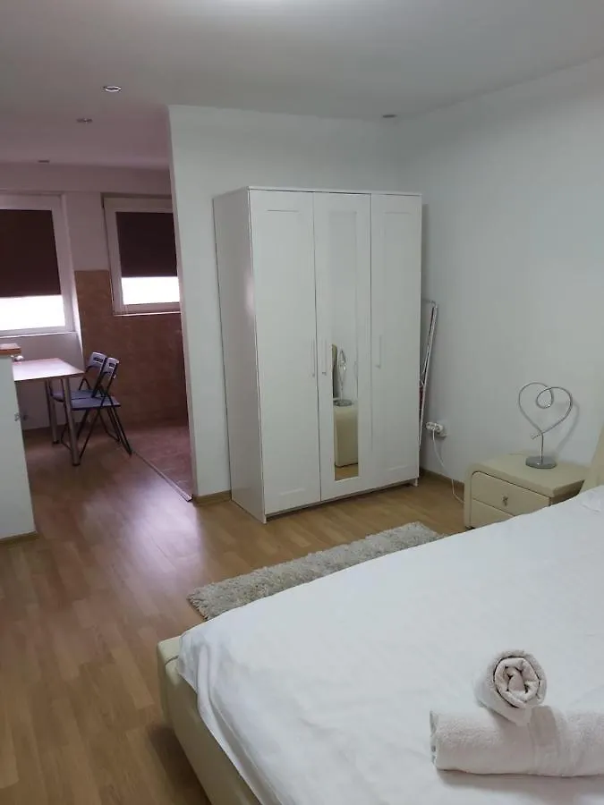 Avrig-Ferdinand Studio Bucureşti Apartament