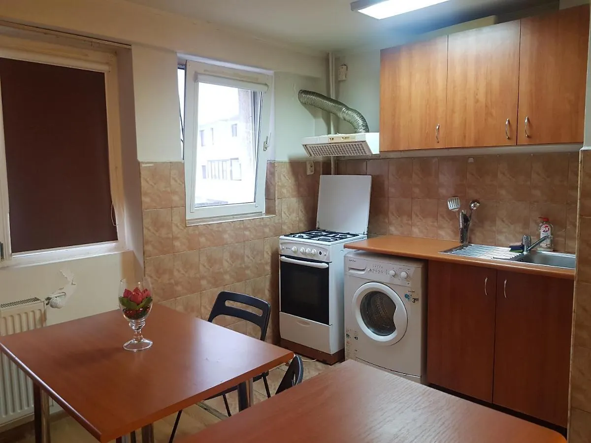Apartament Avrig-Ferdinand Studio Bucureşti
